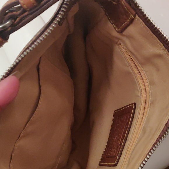 Authentic Coach - Picture 2 of 3